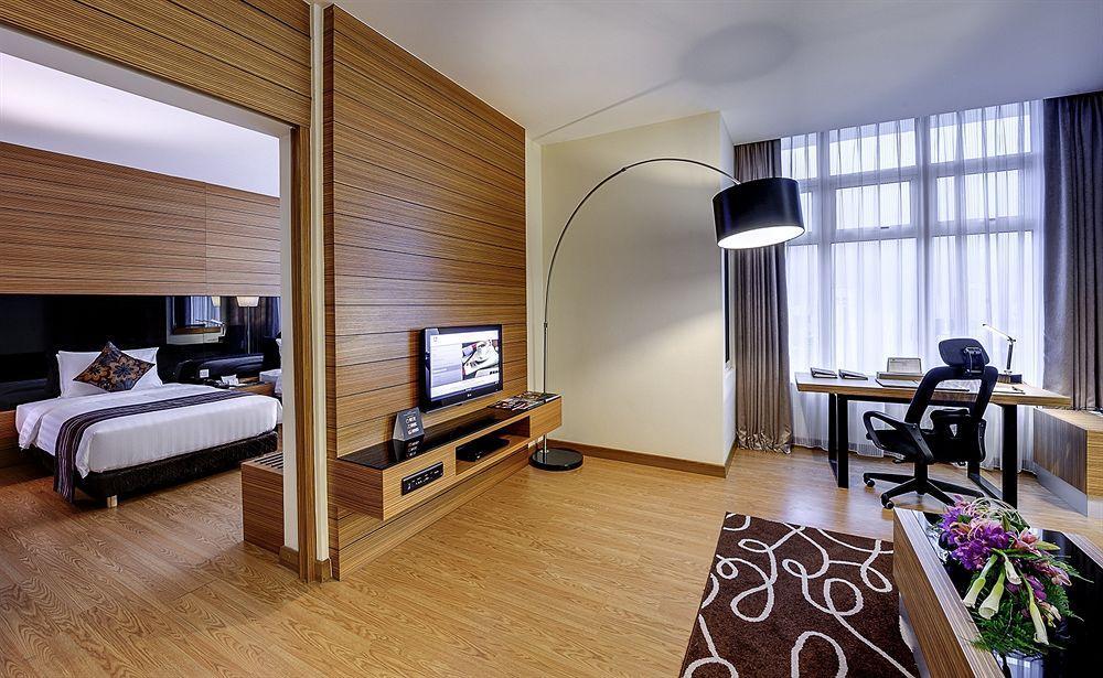 Ramada Plaza Kuala Lumpur Buitenkant foto