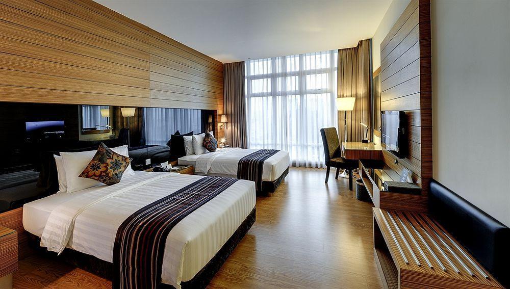 Ramada Plaza Kuala Lumpur Buitenkant foto